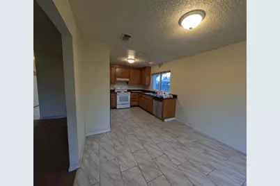 2121 Apricot Ct, Pittsburg, CA 94565 - Photo 11