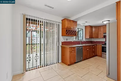 8314 New York Dr, Stockton, CA 95210 - Photo 21