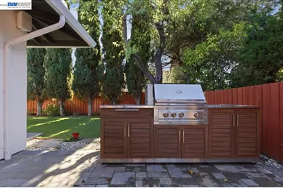 706 Wisteria Dr, Fremont, CA 94539 - Photo 41