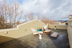 1565 32nd St, Oakland, CA 94608 - Photo 33