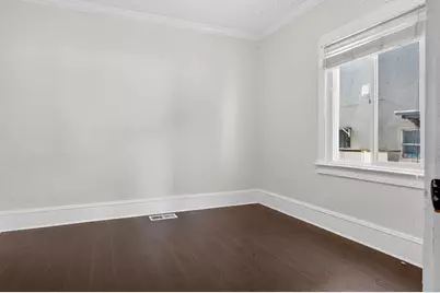 210 Chanslor Ave, Richmond, CA 94801 - Photo 9