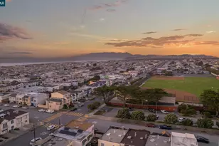 2114 40th Ave, San Francisco, CA 94116 - Photo 39