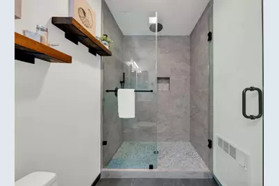 1565 32nd St #APT 2, Oakland, CA 94608 - Photo 13