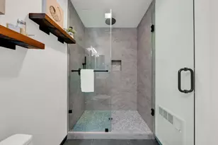 1565 32nd St, Oakland, CA 94608 - Photo 13