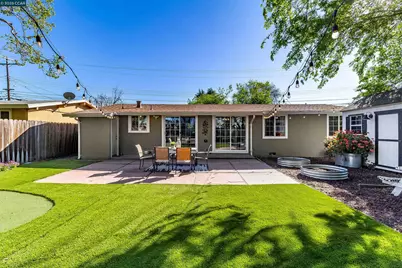 2261 Gehringer Dr, Concord, CA 94520 - Photo 35