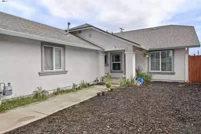 1740 Denver St, Modesto, CA 95358 - Photo 3