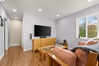 931 Bancroft Way, Berkeley, CA 94710 - Photo 27