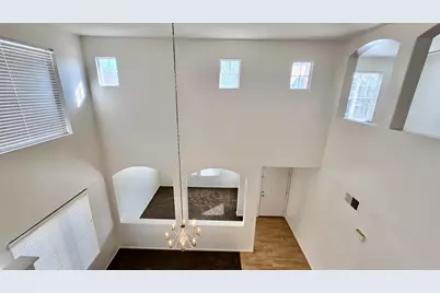 389 Burlington Dr, Tracy, CA 95376 - Photo 13