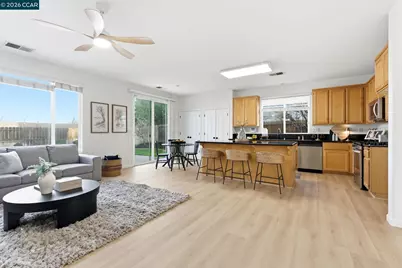 1871 Ventura Dr, Pittsburg, CA 94565 - Photo 11