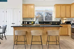 1871 Ventura Dr, Pittsburg, CA 94565 - Photo 13