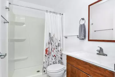 1198 Spiro Dr, San Jose, CA 95116 - Photo 17