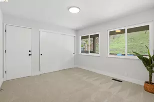 6201 Hillside Dr, El Sobrante, CA 94803 - Photo 23