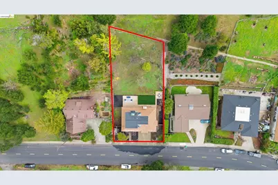 6201 Hillside Dr, El Sobrante, CA 94803 - Photo 45