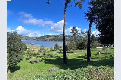 6201 Hillside Dr, El Sobrante, CA 94803 - Photo 53