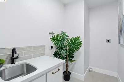 6201 Hillside Dr, El Sobrante, CA 94803 - Photo 19