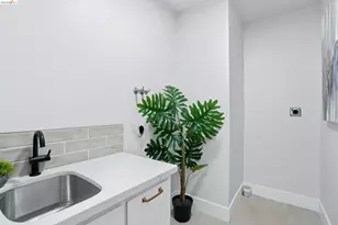 6201 Hillside Dr, El Sobrante, CA 94803 - Photo 19