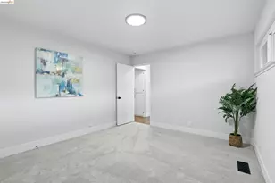 6201 Hillside Dr, El Sobrante, CA 94803 - Photo 21