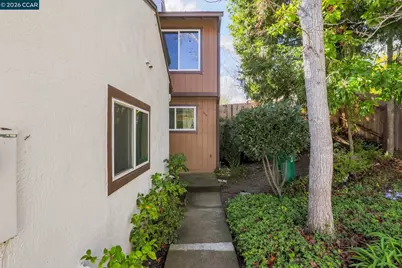 557 Chabre Ct, El Sobrante, CA 94803 - Photo 3