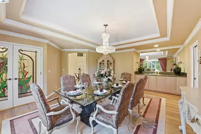 12800 Clausen Ct, Los Altos Hills, CA 94022 - Photo 21