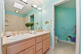 12800 Clausen Ct, Los Altos Hills, CA 94022 - Photo 47