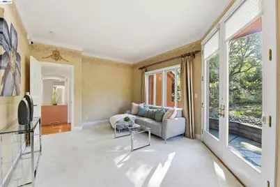 12800 Clausen Ct, Los Altos Hills, CA 94022 - Photo 27