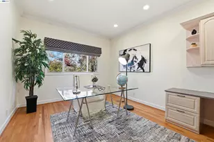 12800 Clausen Ct, Los Altos Hills, CA 94022 - Photo 23