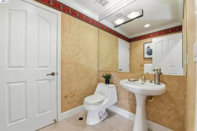 12800 Clausen Ct, Los Altos Hills, CA 94022 - Photo 49