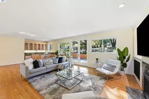 12800 Clausen Ct, Los Altos Hills, CA 94022 - Photo 9