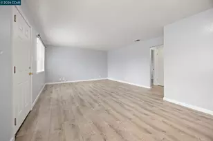 2205 Peppertree Way, Antioch, CA 94509 - Photo 9