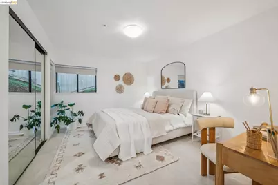 6051 Westover Dr, Oakland, CA 94611 - Photo 51