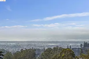 6051 Westover Dr, Oakland, CA 94611 - Photo 19