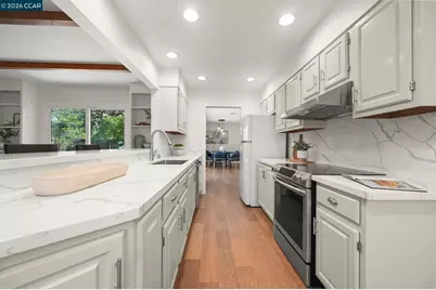 98 Sylvia Dr, Pleasant Hill, CA 94523 - Photo 9