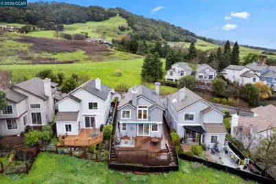 1405 Fountain Springs Cir, Danville, CA 94526 - Photo 5