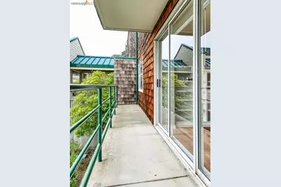 1201 Brickyard Way #112, Richmond, CA 94801 - Photo 5