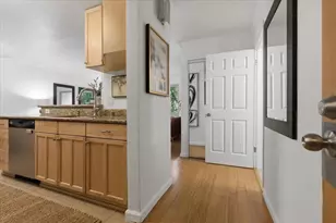 66 Fairmount Ave, Oakland, CA 94611 - Photo 3