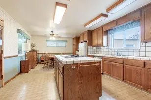 15239 Laverne Ct, San Leandro, CA 94579 - Photo 9