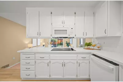 42688 Saratoga Park St, Fremont, CA 94538 - Photo 17