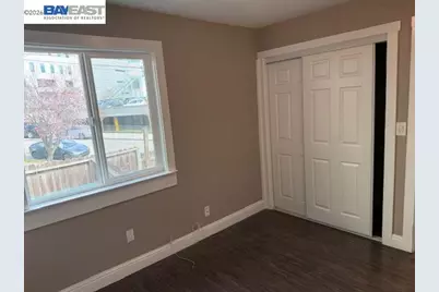 2821 Vallecito Pl, Oakland, CA 94606 - Photo 13