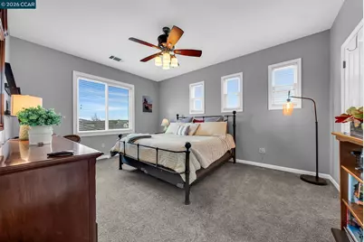 477 Arguello Dr, Benicia, CA 94510 - Photo 37