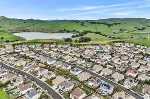 477 Arguello Dr, Benicia, CA 94510 - Photo 57