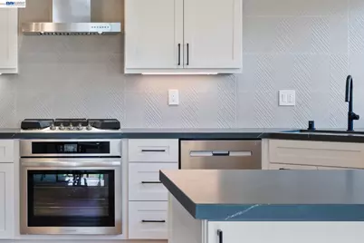 14 Heritage Oaks Rd, Pleasant Hill, CA 94523 - Photo 11