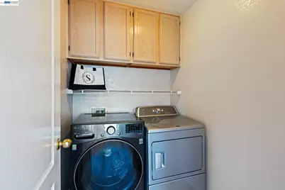 14 Heritage Oaks Rd, Pleasant Hill, CA 94523 - Photo 17