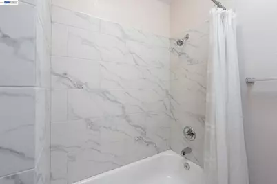 14 Heritage Oaks Rd, Pleasant Hill, CA 94523 - Photo 25