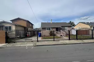 1021 72nd Ave, Oakland, CA 94621 - Photo 1