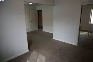 1021 72nd Ave, Oakland, CA 94621 - Photo 17