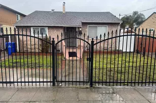 1021 72nd Ave, Oakland, CA 94621 - Photo 1