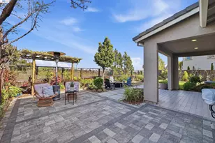 515 Tananger Heights Ln, Pleasant Hill, CA 94523 - Photo 35