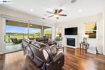 205 Zinnia Ct, San Ramon, CA 94582 - Photo 7