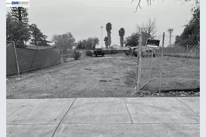 522 Grant Line Rd, Tracy, CA 95376 - Photo 3