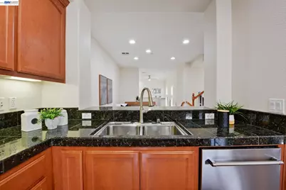 48962 Woodgrove Cmn, Fremont, CA 94539 - Photo 19